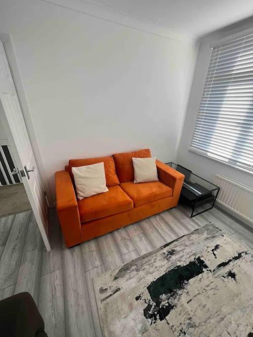 Seaforth 2 Bedroom With Parking And Garden By Rockmanstays Apartment *